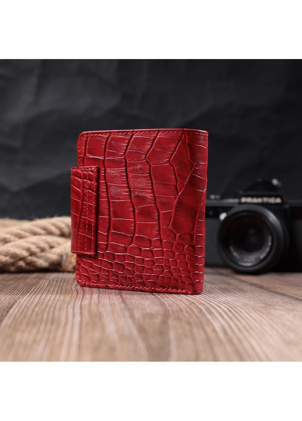 Компактний жіночий гаманець із фактурної натуральної шкіри 10,7х9,2х2 см Karya (315871026)