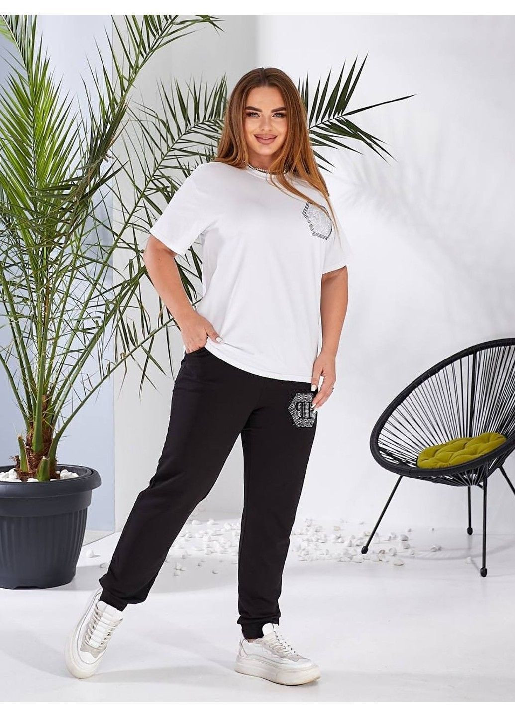 Жіночий костюм з брюками та футболкою No Brand (373410222)