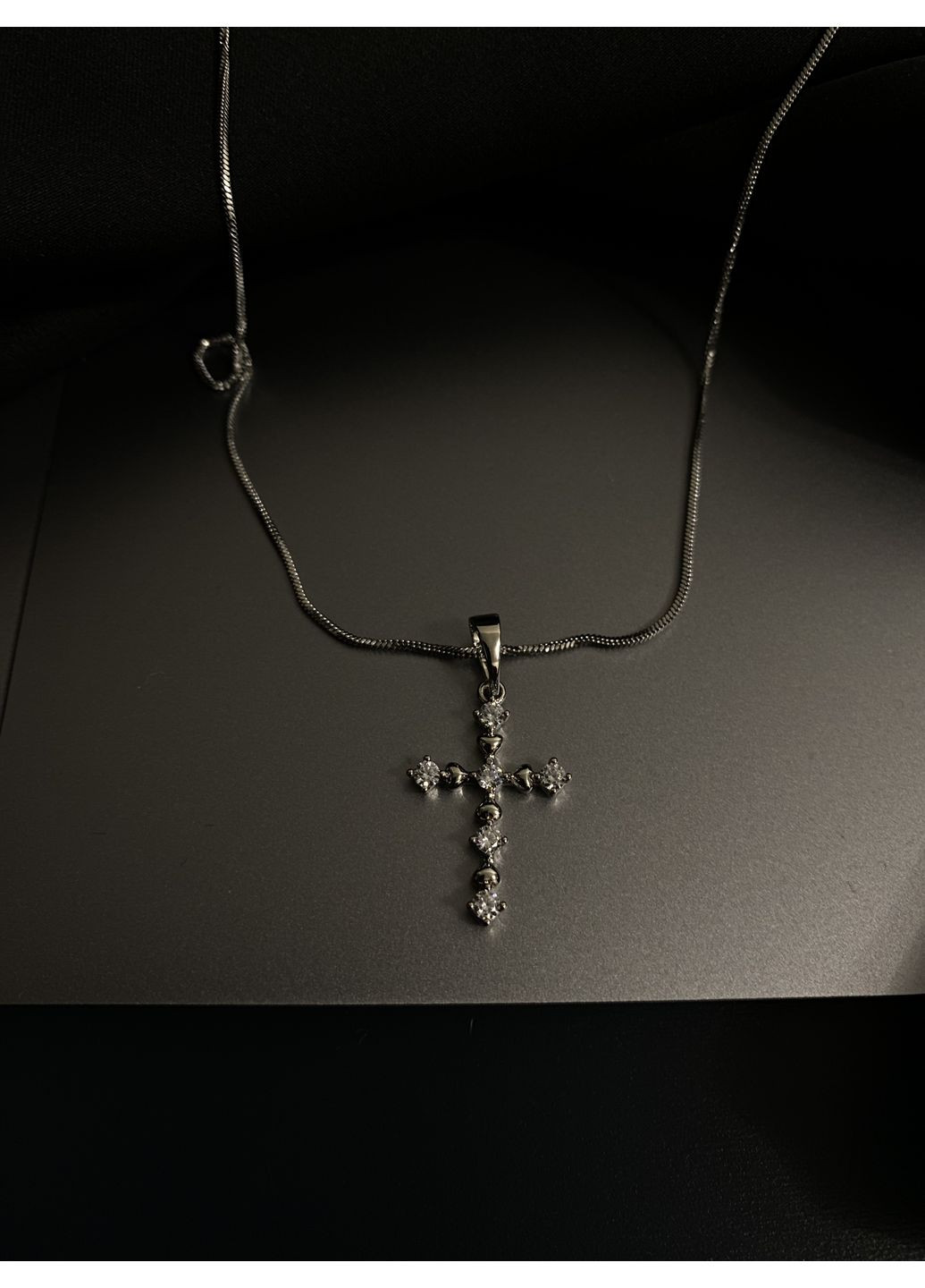 Крестик с цепочкой серебряного цвета 36116 Fashion (370370453)