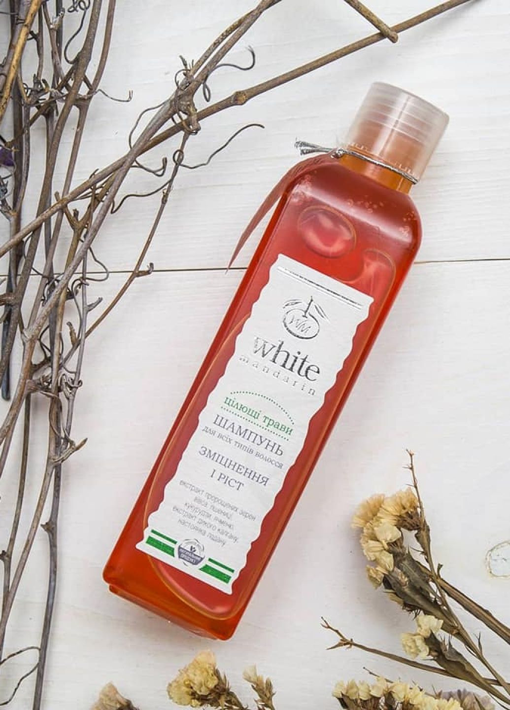 Шампунь для всех типов волос натуральный Целебные травы 250 мл White Mandarin (311216573)