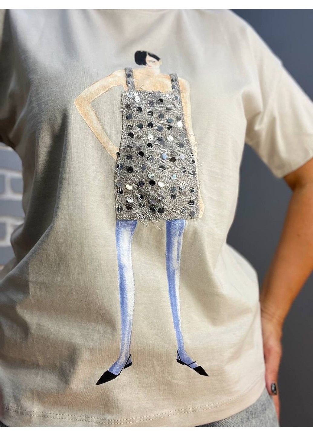 Футболка жіноча Pepper Mint 24-65 малюнок дівчина блискітки Pepper&Mint - (304062717)