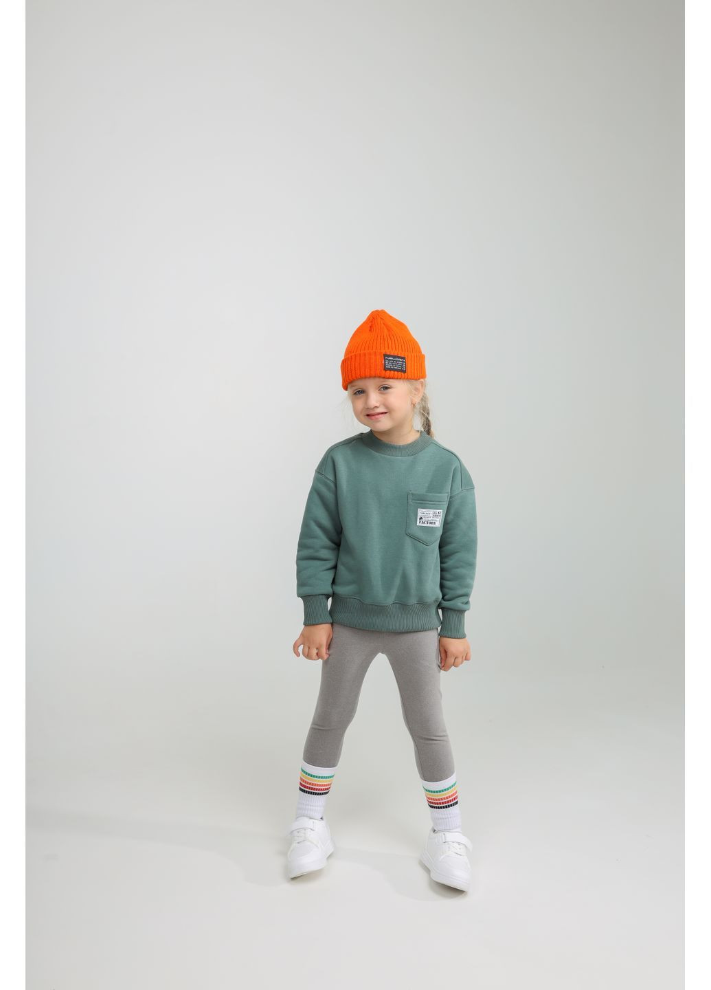 Светло-серые демисезонные леггинсы "пума" серый образец NEWGEN