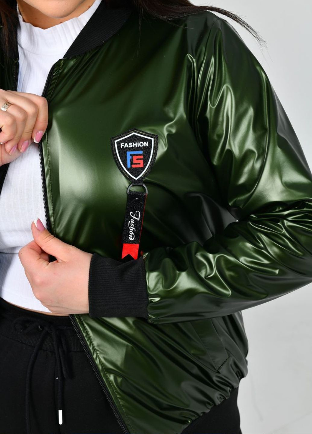 Темно-зеленая демисезонная демисезонная куртка-бомбер No Brand