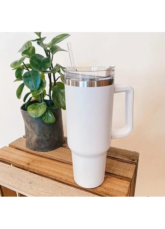 Термокружка 1200 мл серого цвета — максимум тепла и свежести в каждом глотке, доступна в разных цветах Stanley (365877041)