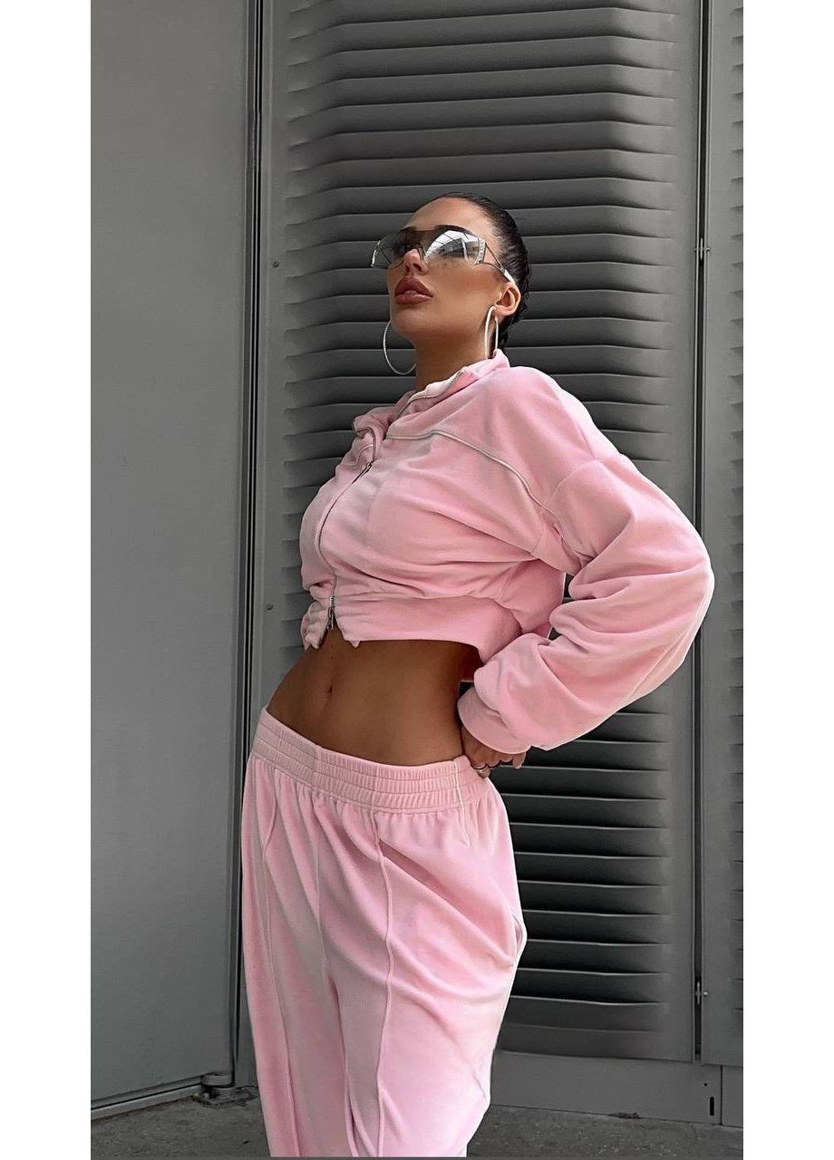 Жіночий костюм із велюру — трендовий вибір сезону No Brand (362588403)