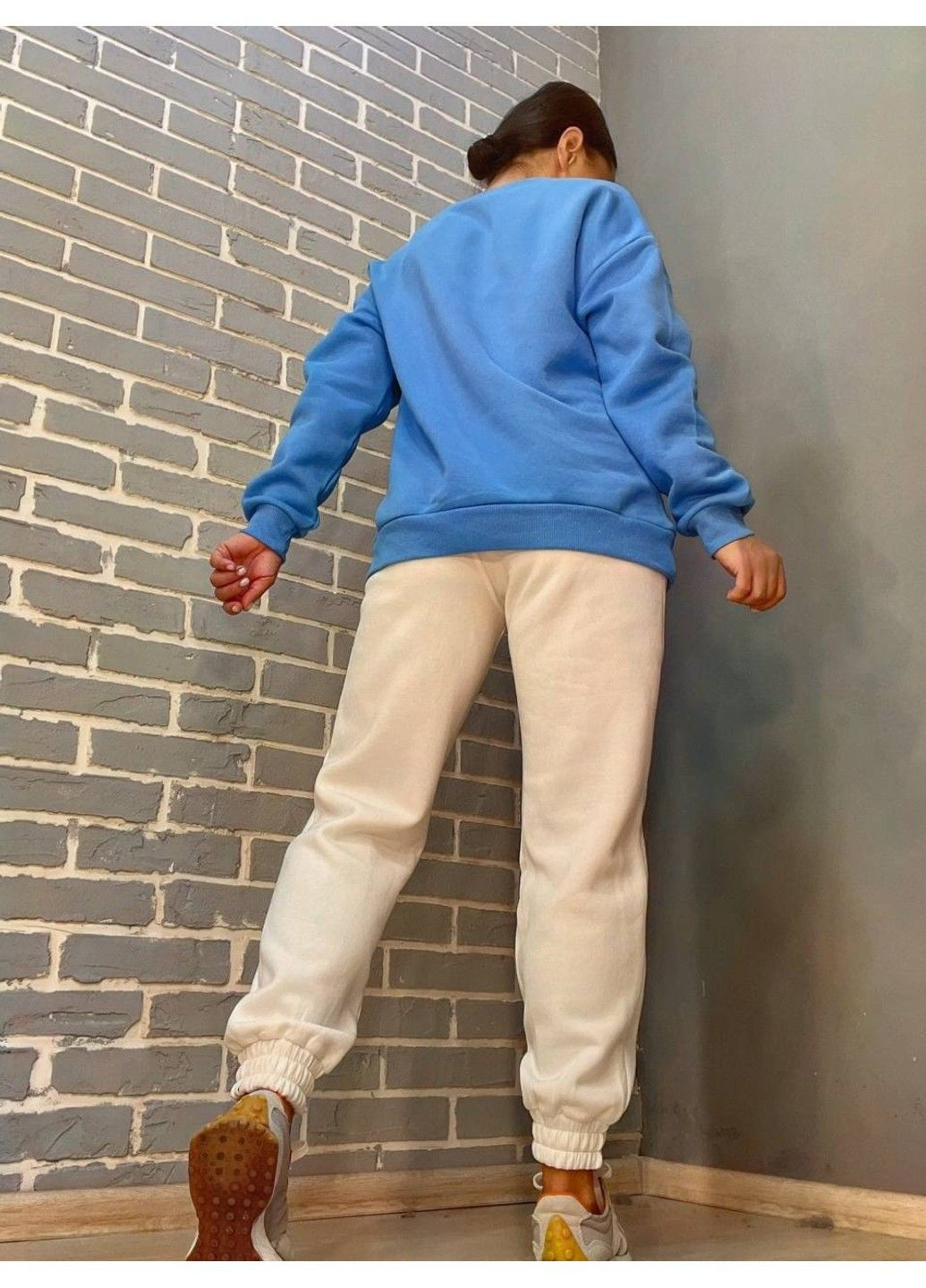 Костюм жіночий 399-488 спортивний утеплений світшот з написом оверсайз та штани на резинці Quzen (304062664)