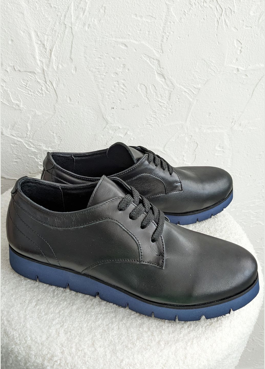 InFashion Стильные кожаные туфли на шнуровке на низком ходу для женщин оксфорды черный з натуральная кожа, украина — демисезон (322105649)