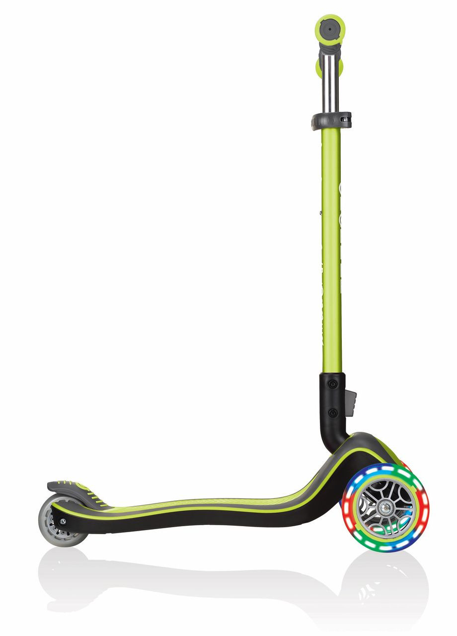 Самокат Elite зеленый с серым колеса и панель с подсветкой до 50кг 3 колеса () Globber 449-106-3 (315333830)
