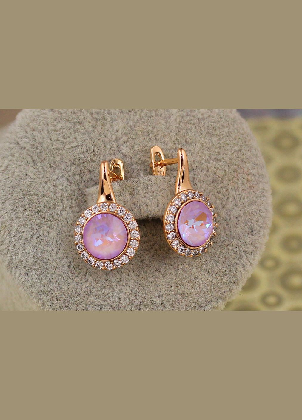 Сережки Сваровськи Романс із бузковими каменями 2 см золотисті Xuping Jewelry (329153758)