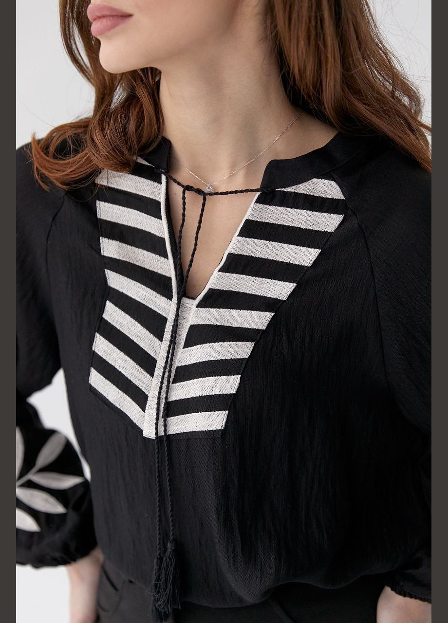 Жіноча вишиванка Папороть чорна ESQ 3060 (303898970)