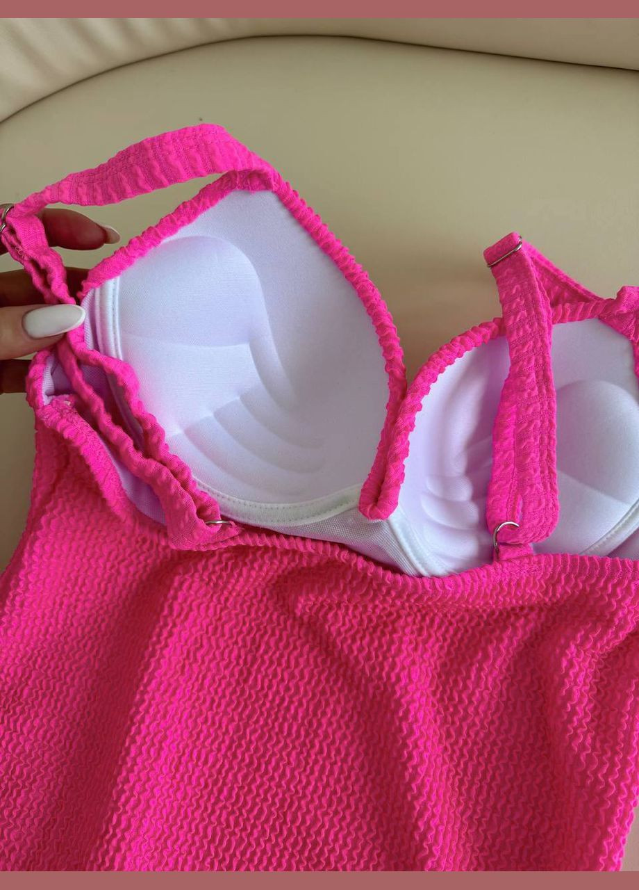 Рожевий літній жіночий суцільний купальник жатка barbie з твердими чашками з пушапом чорний No Brand