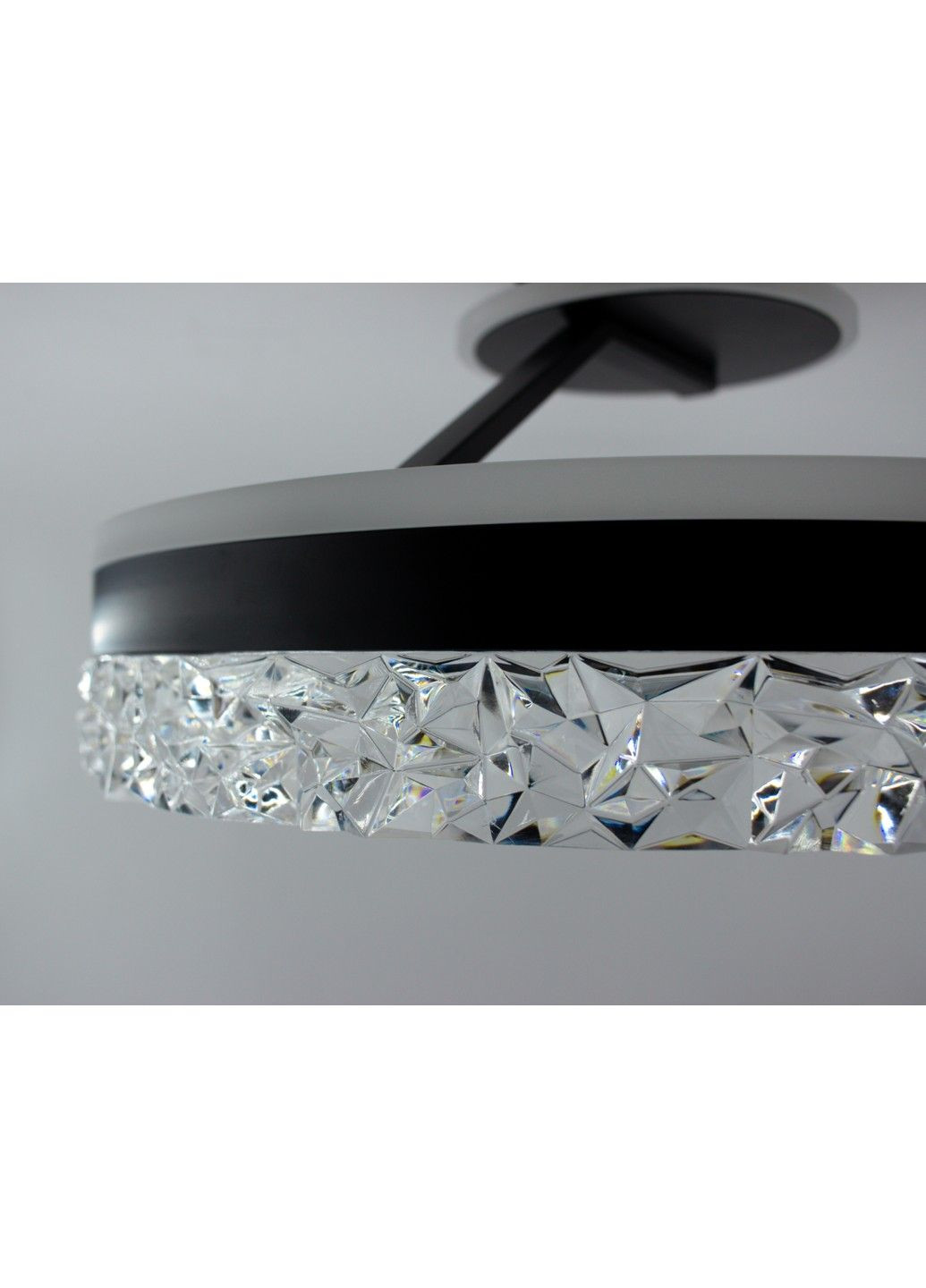 Управляемая светодиодная люстра STELLA C ICE 90W 2R-APP-500x215-BLACK/WHITE-220-IP20 ESLLSE (301020904)