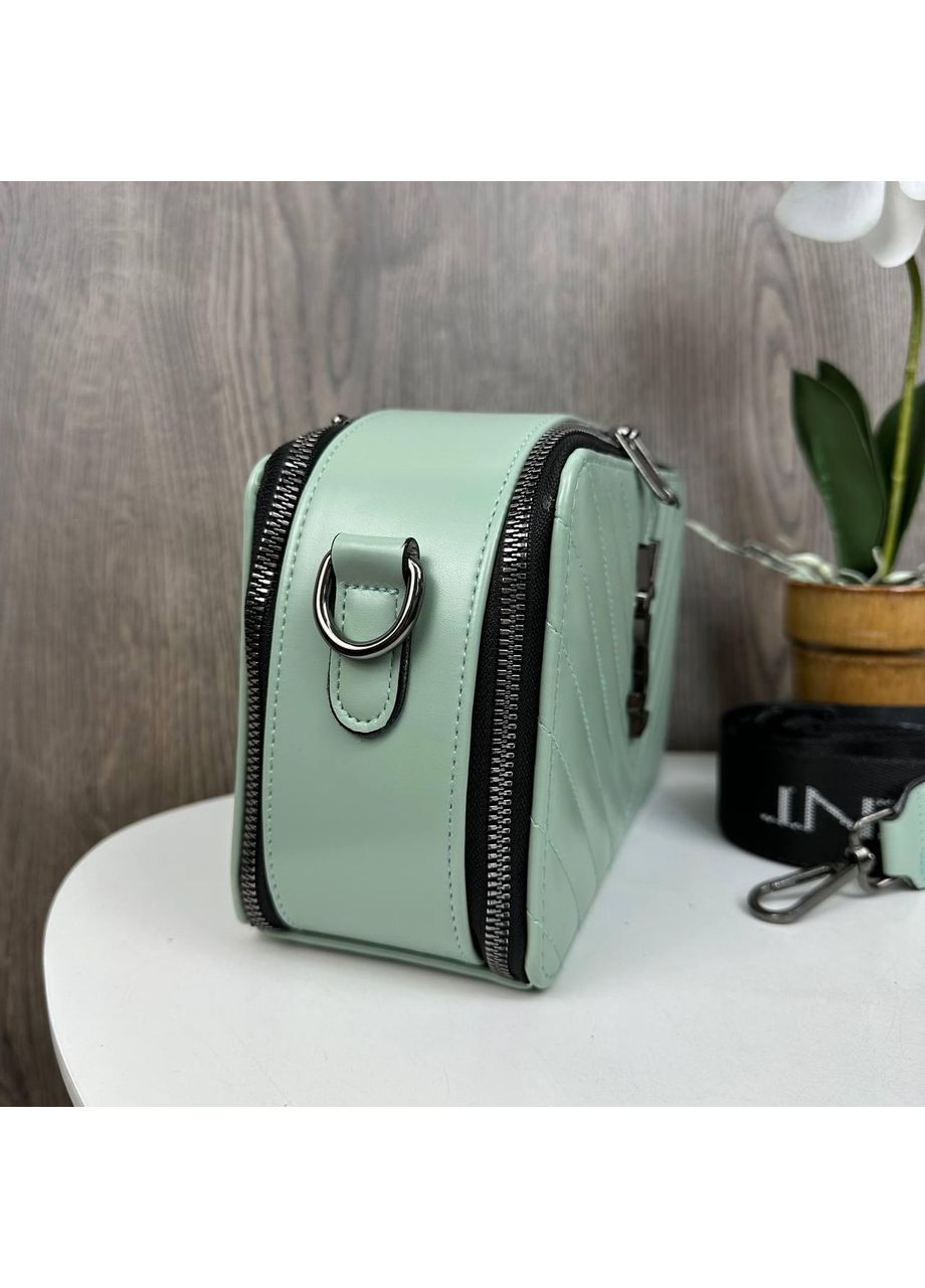 Жіноча сумка на плече еко-шкіра сірого кольору класична з брелоком ProDobro (363136267)