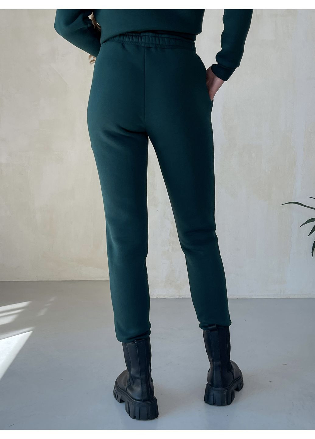 Жіночий костюм утеплений на флісі (кофта, штани) зелений S-M No Brand 100001082 (365285184)