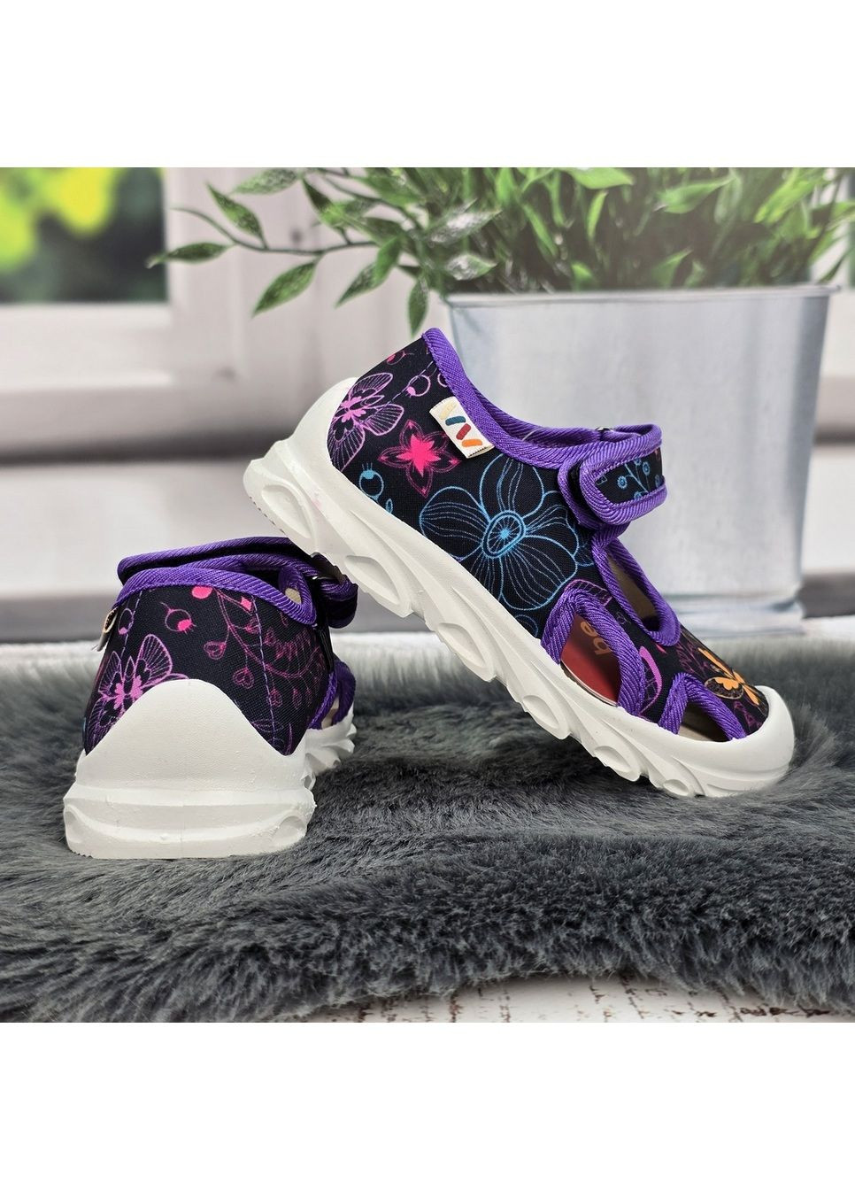 Тапочки дитячі для дівчинки темно-фіолетові Weestep (361657732)