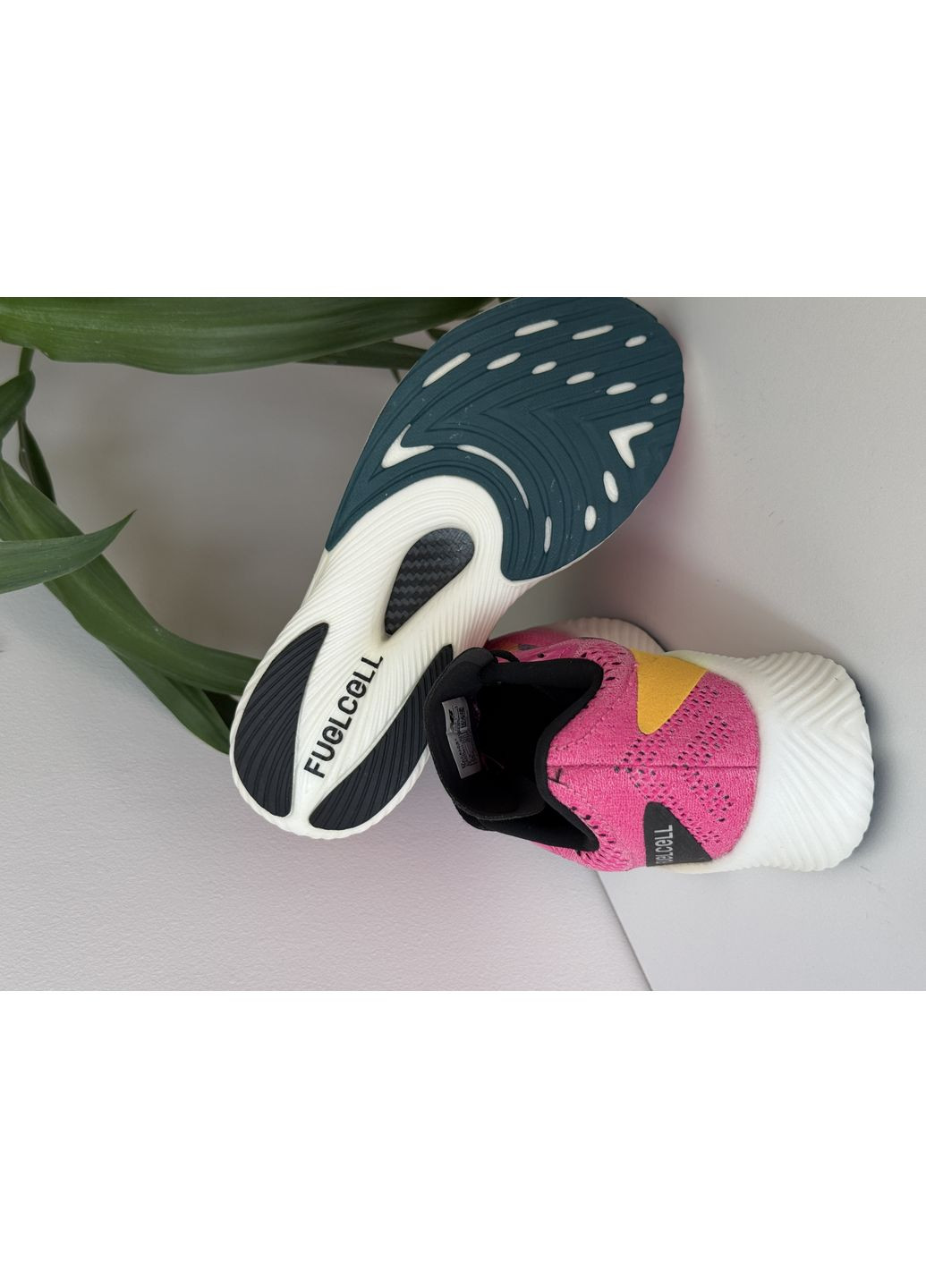 Кросівки жіночі New Balance Fuel Cell RC Elite pink | Нью Беланс Фуел Селл рожеві No Brand рожеві демісезони (366576513)