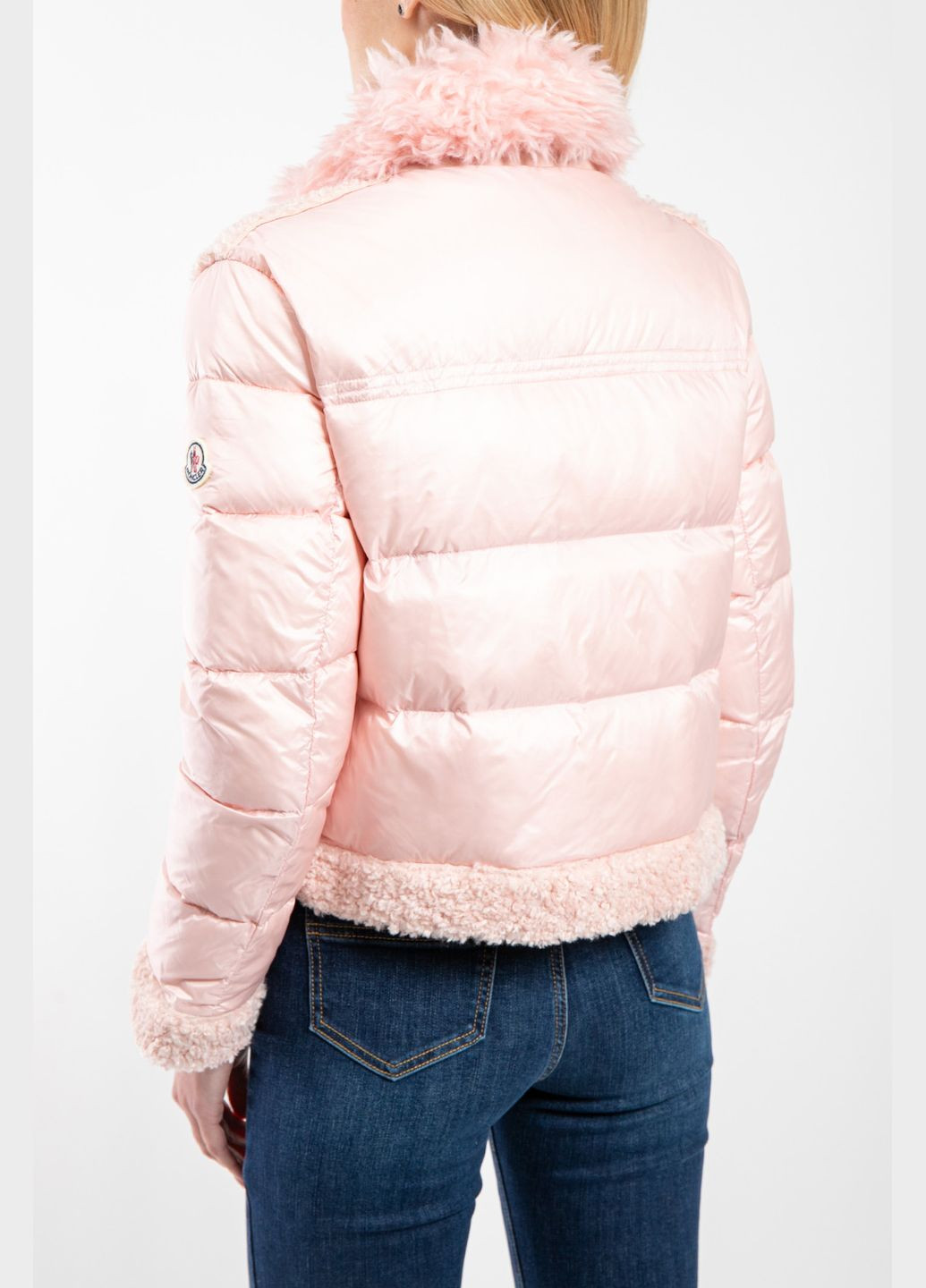 Рожева зимня куртка Moncler