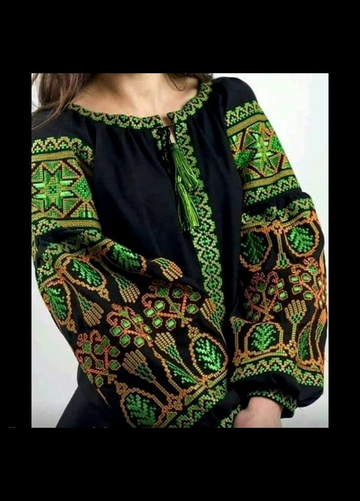 Чорна вишиванка для жінок "смарагд" (328082670)