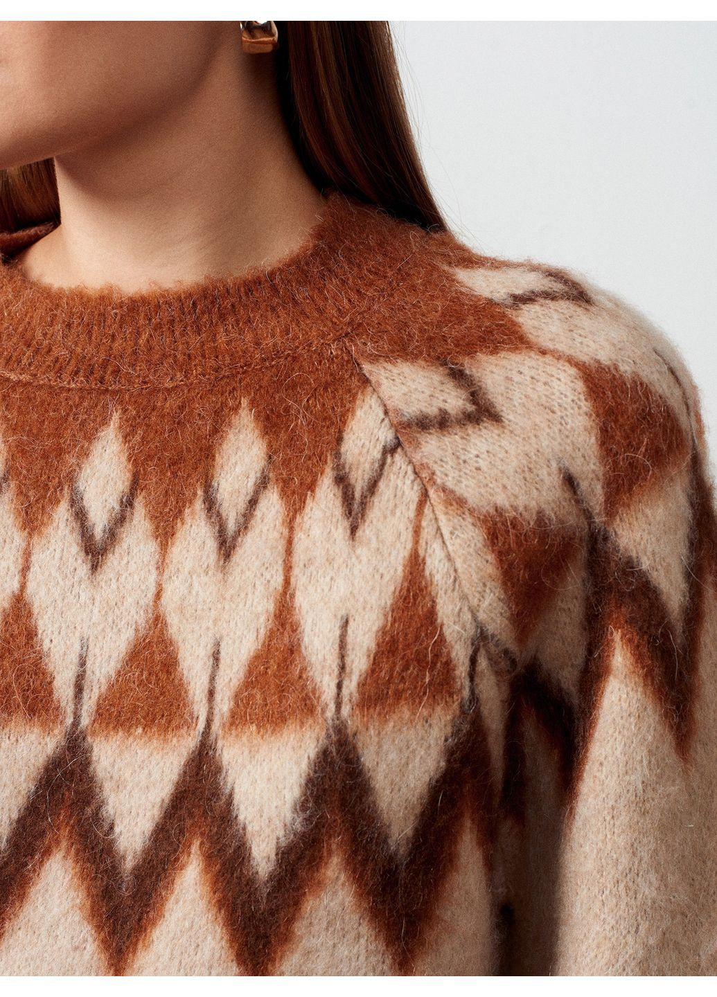 Бежевий зимовий светр бежево-коричневий Dilvin