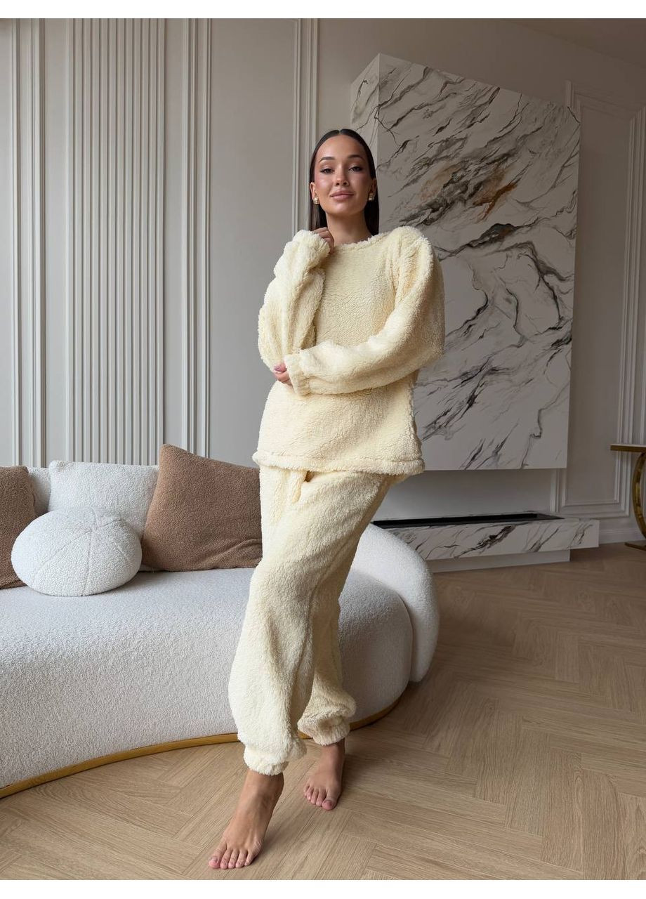 Бежева зимня піжама жіноча кофта + брюки KaraMix