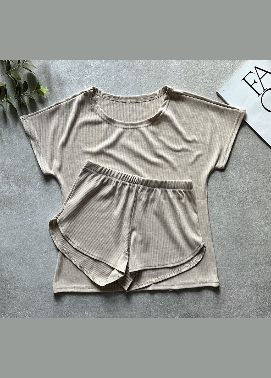 Бежева всесезон піжама жіноча рубчик, футболка та шорти футболка + шорти Exclusive