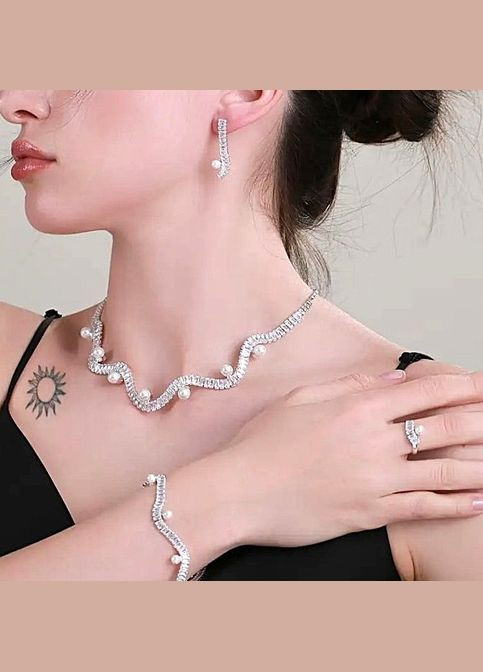 Комплект вечерней праздничной бижутерии No Brand (341140539)