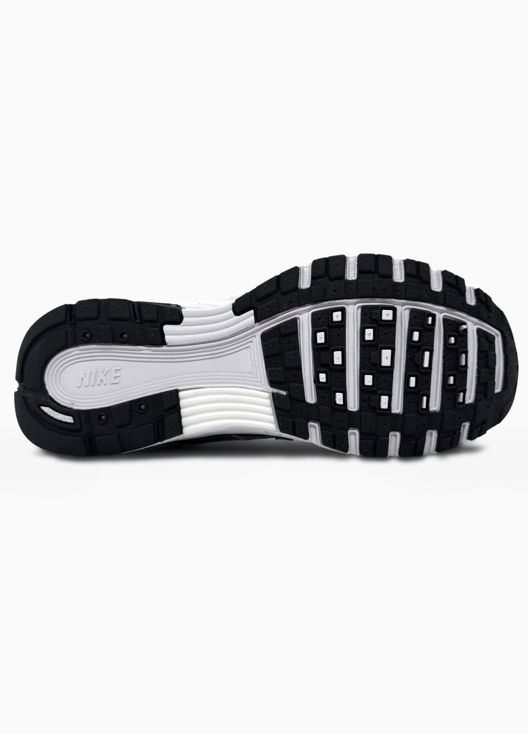 Срібні Осінні кросівки чоловічі і жіночі nike p6000 white silver black | найк р6000 білі No Brand