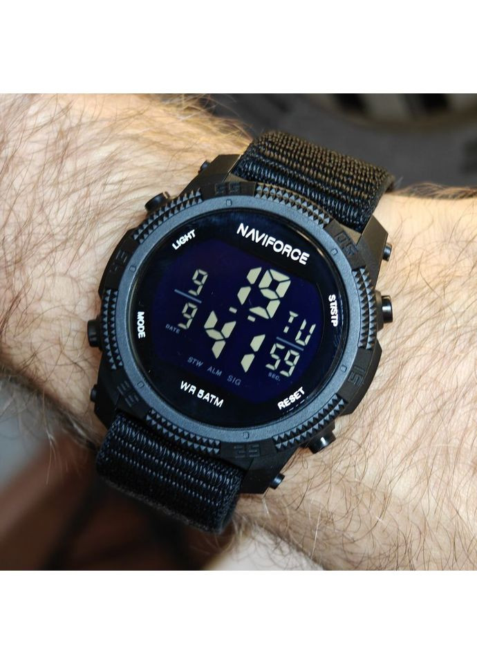 Europe Armor Black, 2 ремешка quartz спортивный Naviforce (361660386)