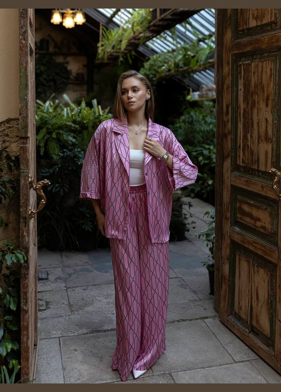 Жіночий шовковий костюм вільного крою Avanti (334676837)