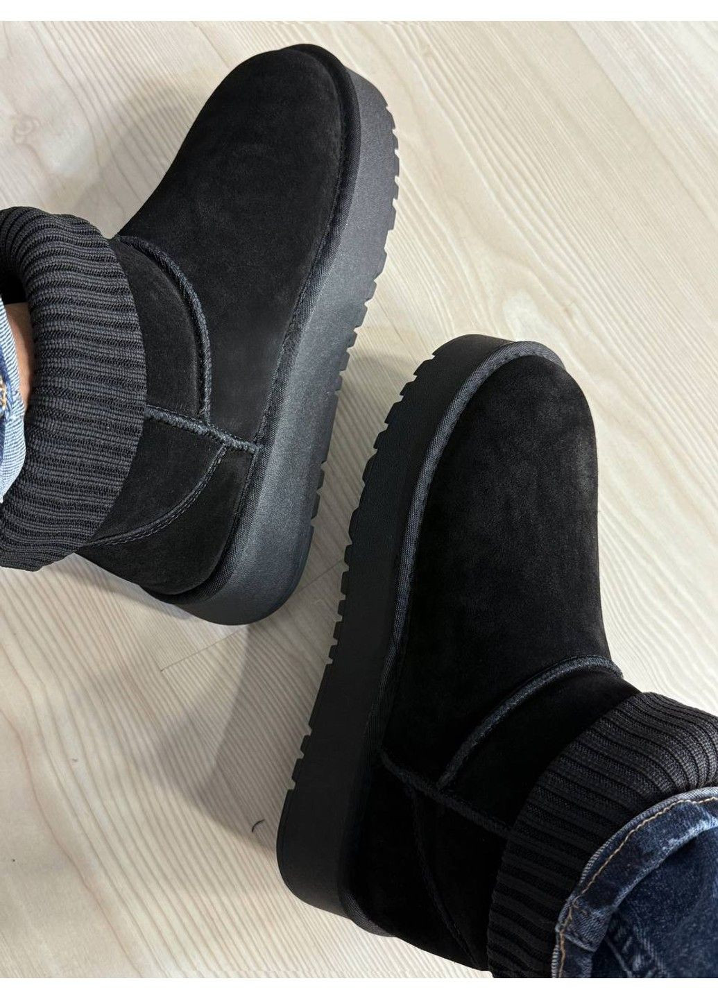 Уггі жіночі 56-1 з манжетом шкарпеткою на високій підошві чорні Hengji (357076051)