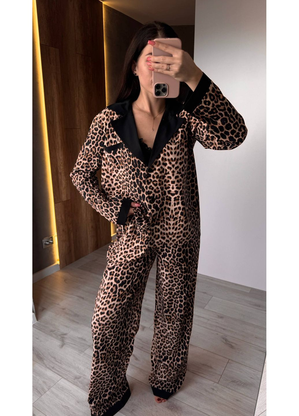 Коричневая женская пижама в принт лео Osoblyva