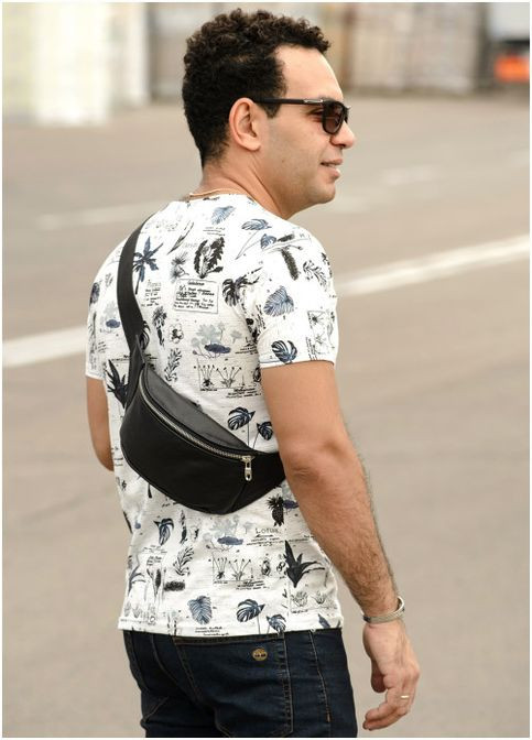 Сумка на пояс бананка з натуральної шкіри Tirso 0SS чорна (R-81113001m-VS) Sambag (302450228)