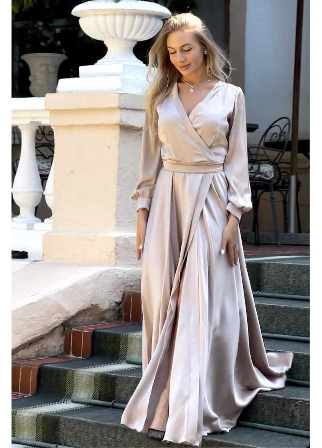 Бежевое вечернее платье атлас шелк 23057 бежево Tanita-Romario