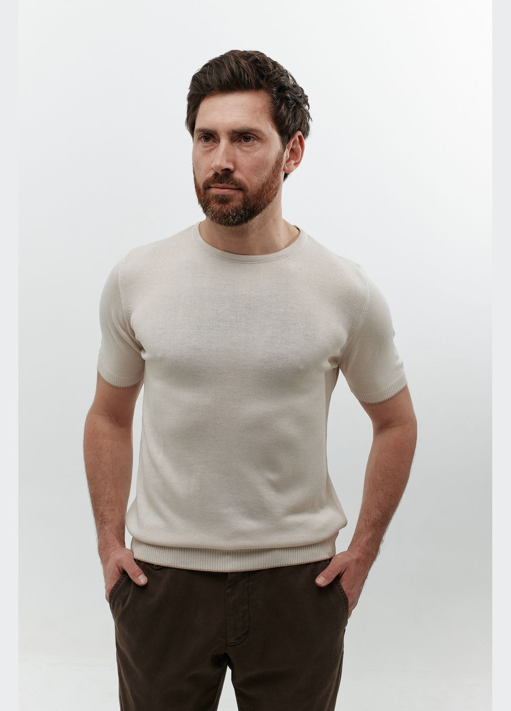 Бежева футболка NAVI