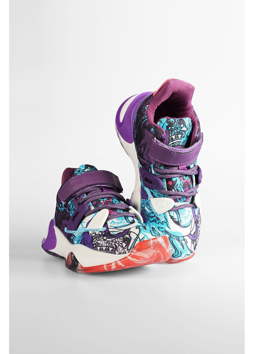 Фіолетові баскетбольне взуття для дівчинки, колір фіолетовий, розмір 33, довжина стопи 21 см Vicco Universe