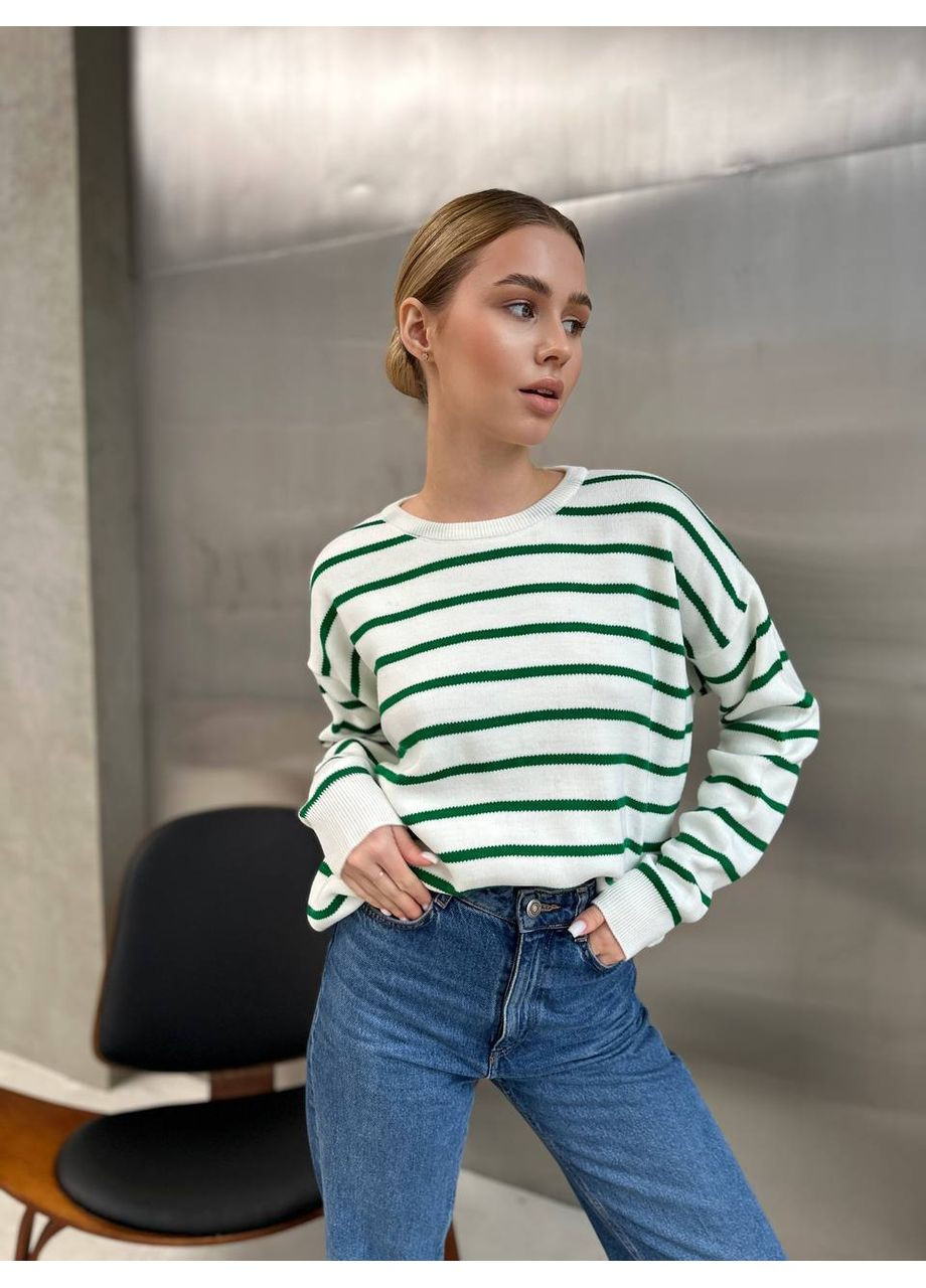 Белый демисезонный женский свитер в полоску No Brand