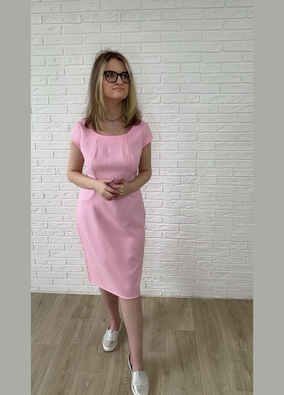 Розовое повседневный, кэжуал розовое однотонное льняное летнее женское платье-футляр миди платье-футболка, футляр No Brand однотонное