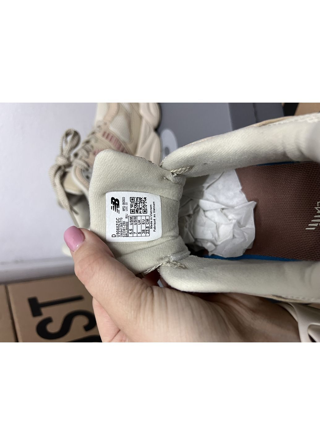 Бежеві всесезонні кросівки new balance 9060 bone sparrow No Brand