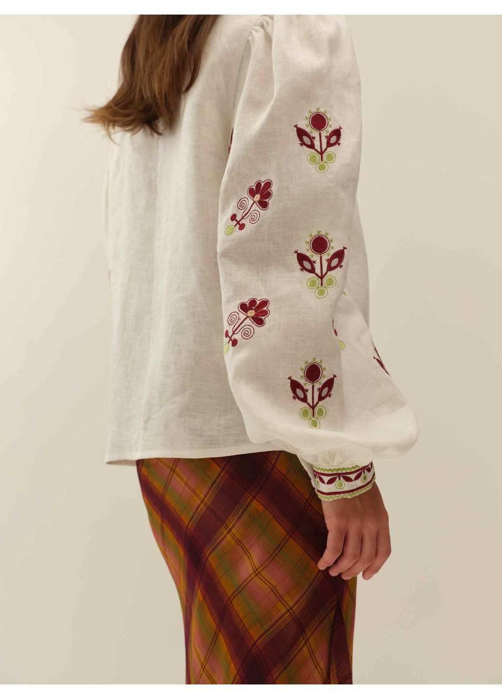 Біла авторська жіноча вишита сорочка квітка MOTYV візерунок квітковий льон (364551878)