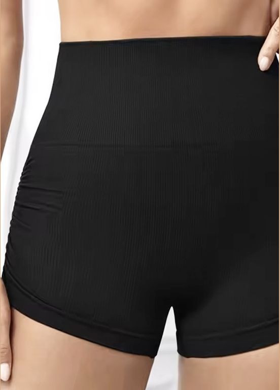 Жіночі спортивні шорти в рубчик, з пуш-ап ефектом No Brand (348334838)