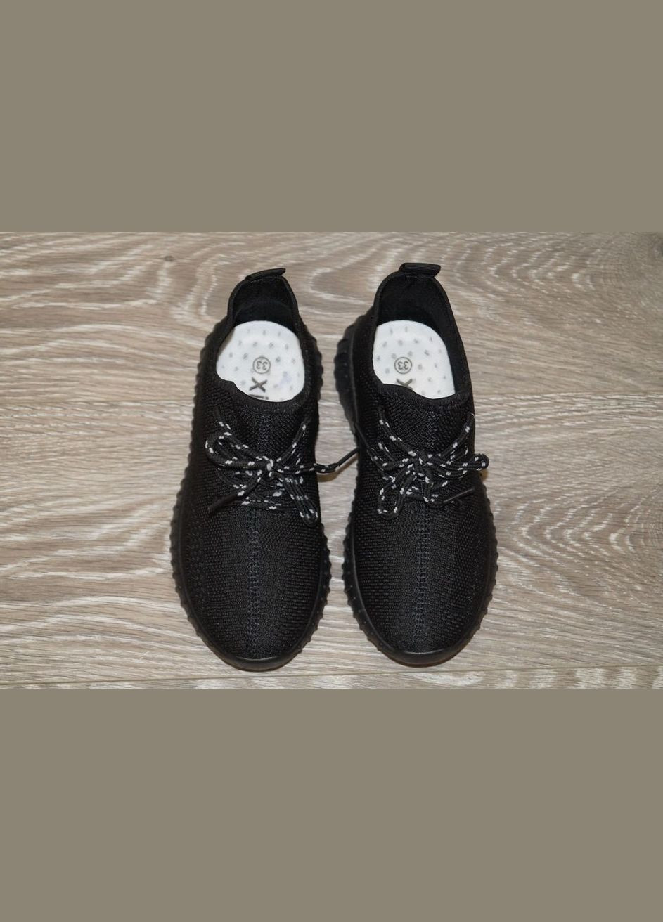 Черные демисезонные кроссовки текстильные izi черные XIFA