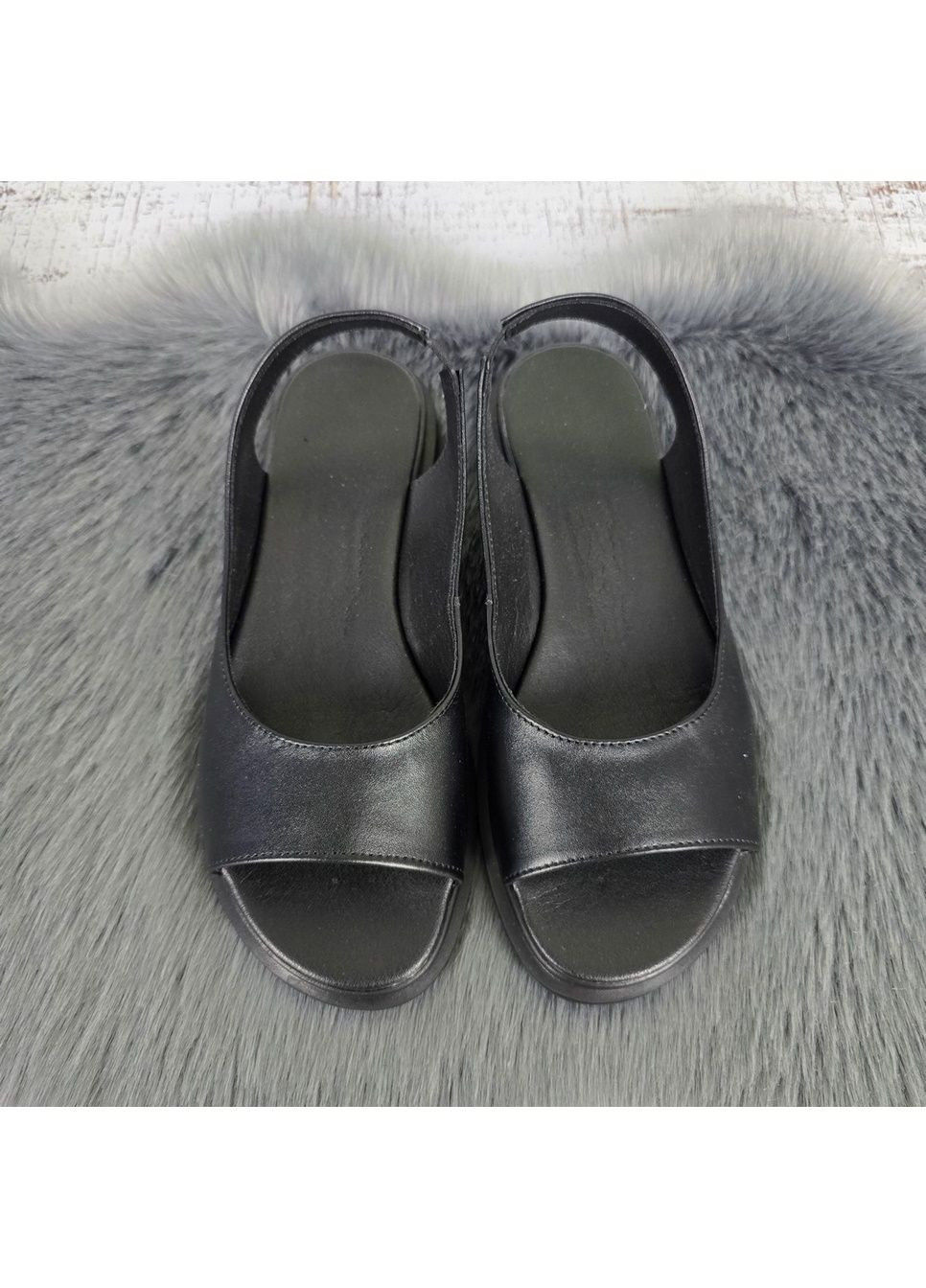 Черные босоножки женские SALI с ремешком