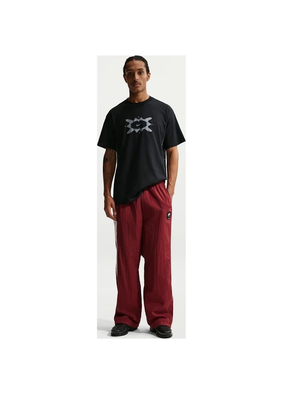 Черная футболка черная ih1165-010 Nike SPORTSWEAR