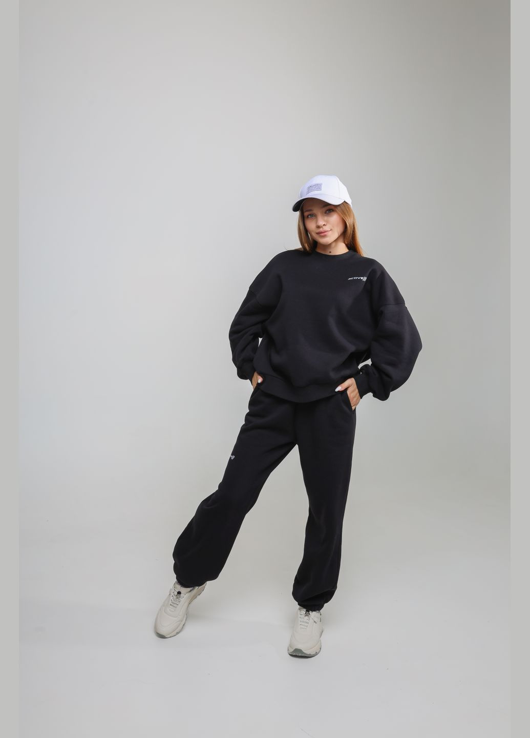 Чорний костюм актив NEWGEN