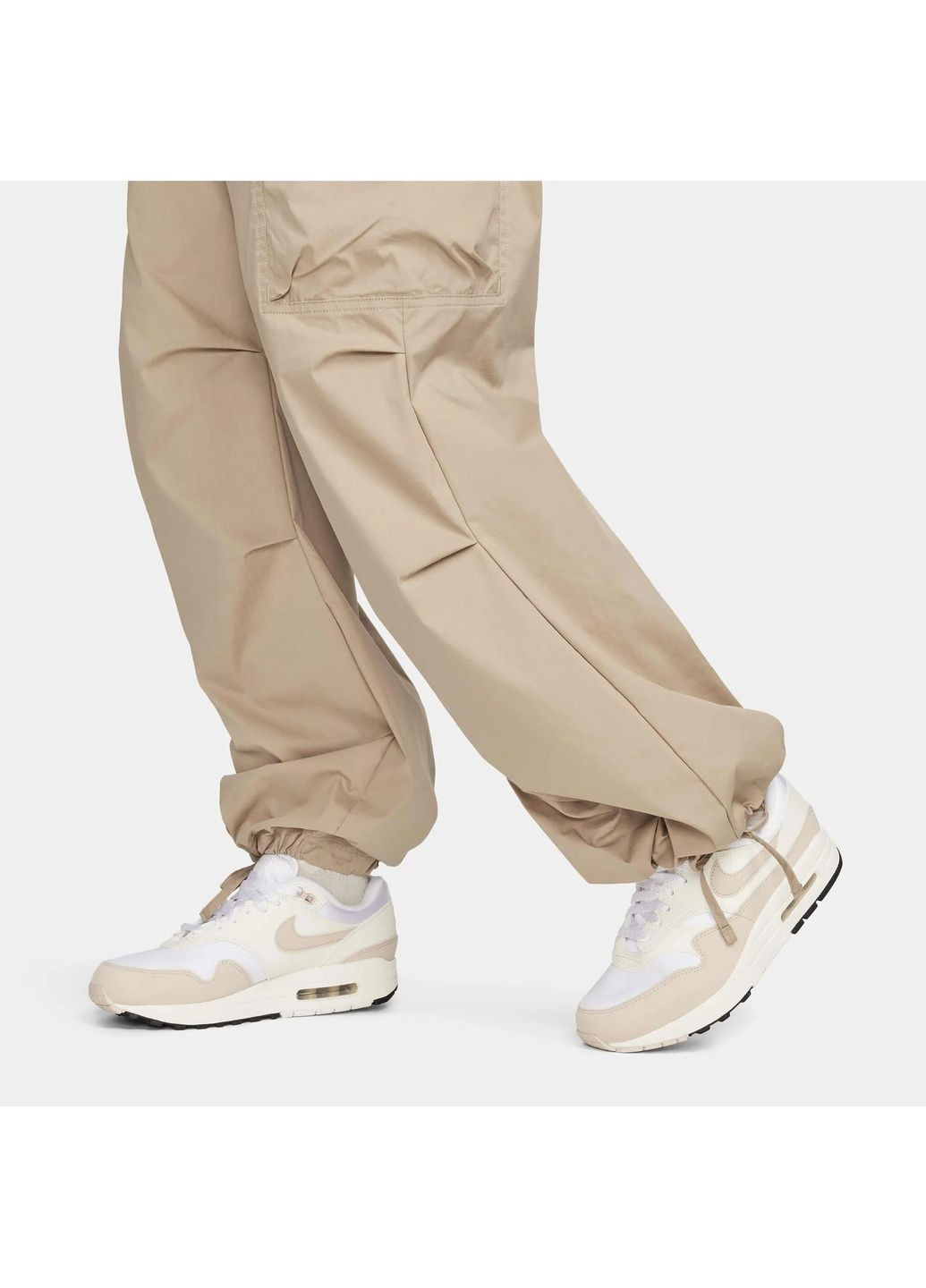 Штани жіночі Sportswear Loose Woven Cargo Pants Beige Nike (364837661)