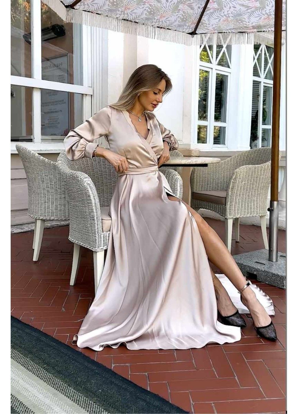 Бежевое вечернее платье атлас шелк 23057 бежево Tanita-Romario