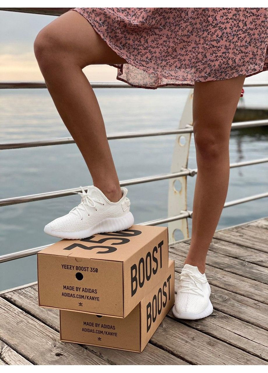 КРОСІВКИ ЖІНОЧІ ADIDAS YEEZY BOOST 350 V2 TRIPLE FULL WHITE АДІДАС ІЗІ БУСТ No Brand білі демісезони (368884133)