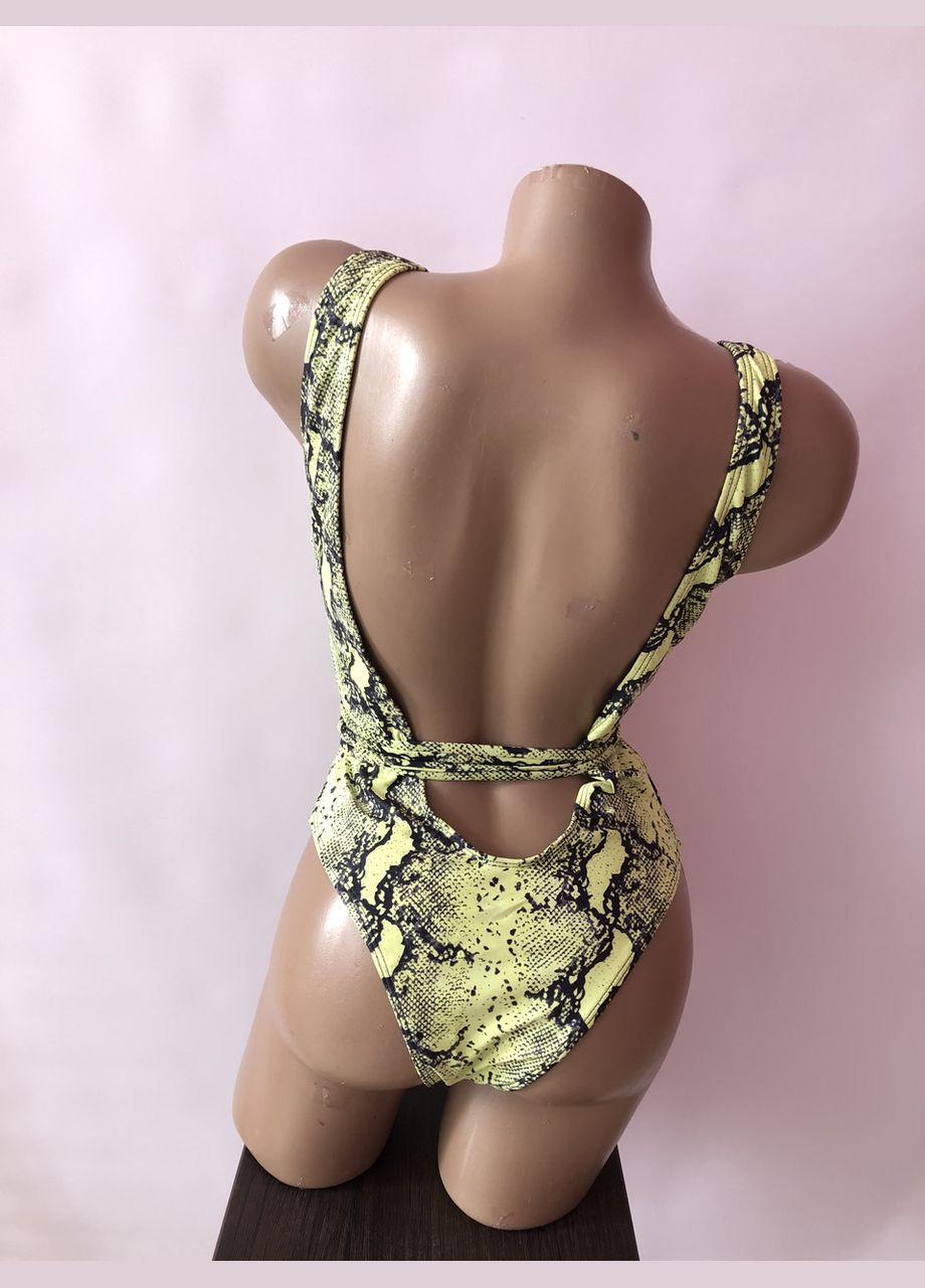 Салатовий демісезонний жіночий суцільний купальник монокіні (арт.6071) No Brand