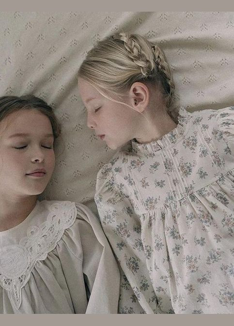 Бежева дитяча літня сукня для дівчинки louisiella 24081 бежевий No Brand (336026320)