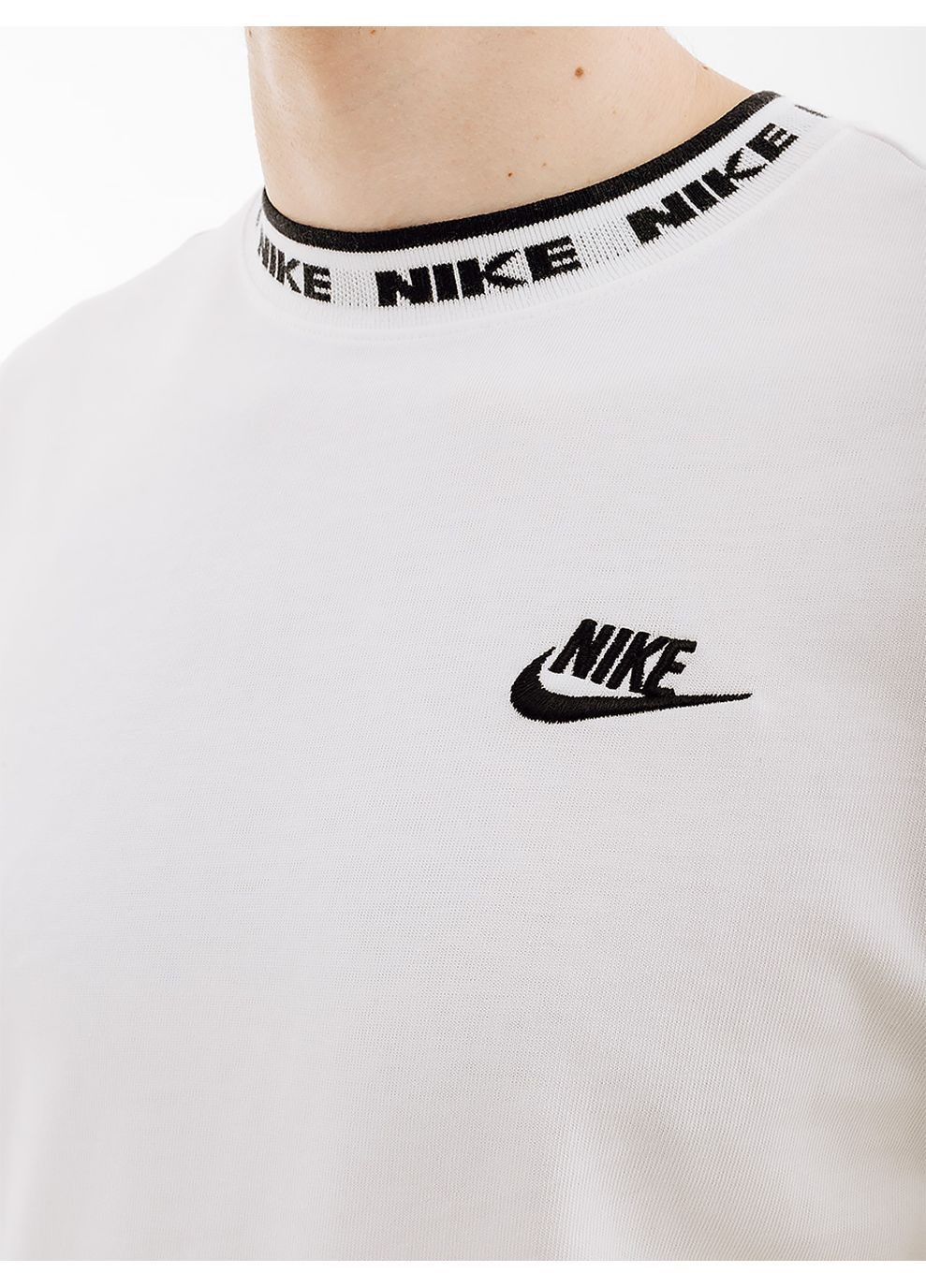 Біла чоловіча футболка club lbr ss top білий Nike